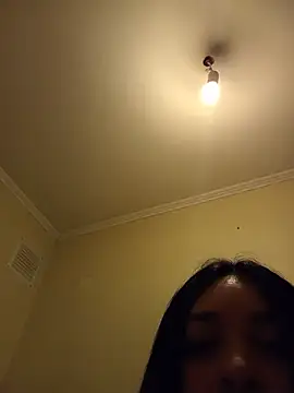 yulianachilena stripchat live cam model