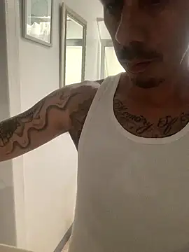 Krypto805 stripchat live cam model