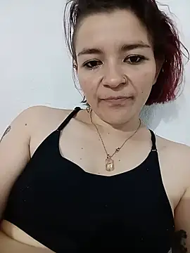 lu_na27 stripchat live cam model