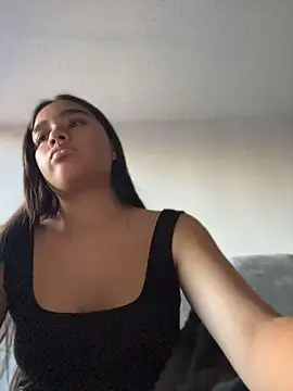 I_Samanthaa stripchat live cam model