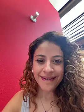alana15 stripchat live cam model