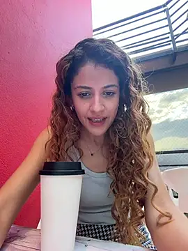 alana15 stripchat live cam model