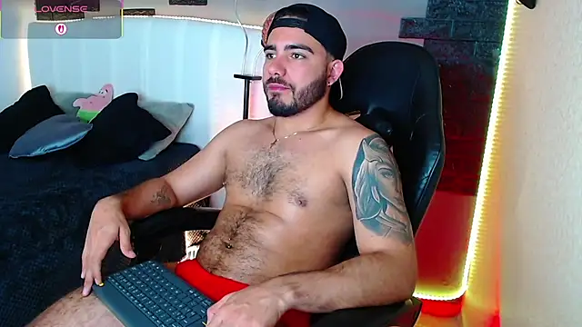 adamhairy stripchat live cam model