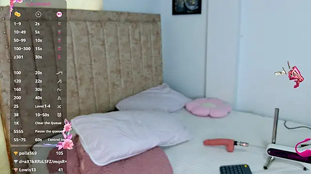 EmiilyEvans_ stripchat live cam model