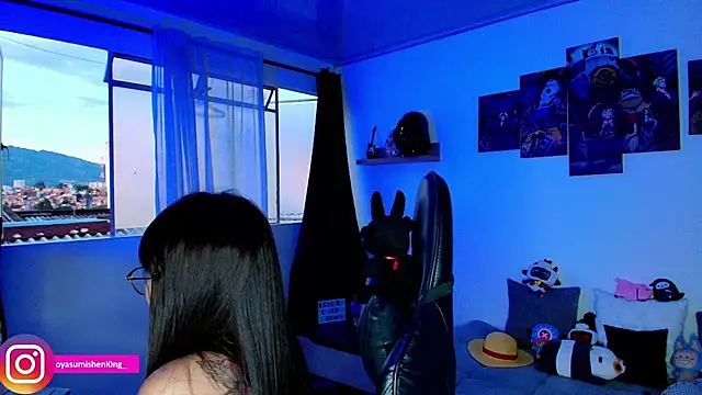 Nicorobinn stripchat live cam model