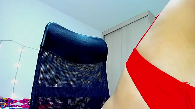 monica_little23 stripchat live cam model