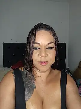 Ana-victoria stripchat live cam model