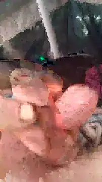 That1HungGinger stripchat live cam model