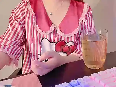 miacandy23 stripchat live cam model