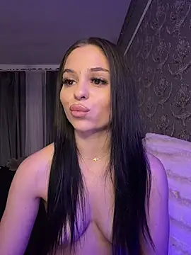 Olivia_Noor stripchat live cam model