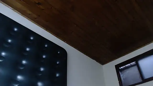 adrixxx38 stripchat live cam model