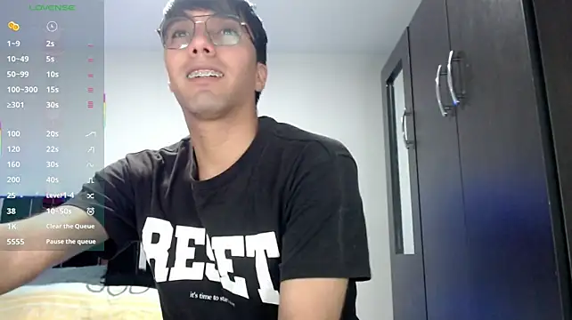 Marcosdfreitas stripchat live cam model