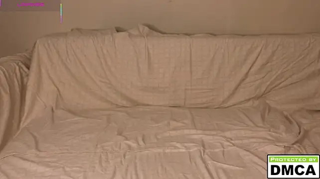 KattikissWiu stripchat live cam model