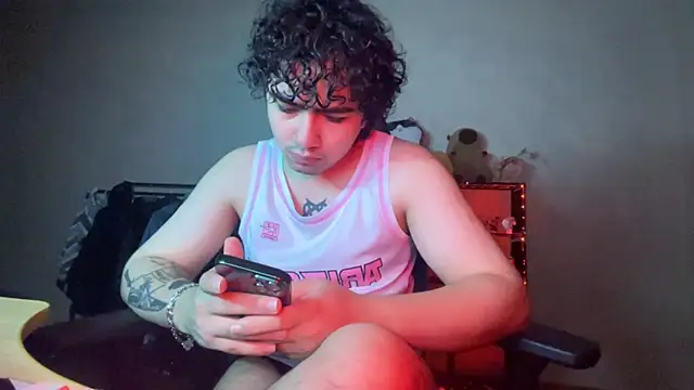 _ELIGOS_ stripchat live cam model