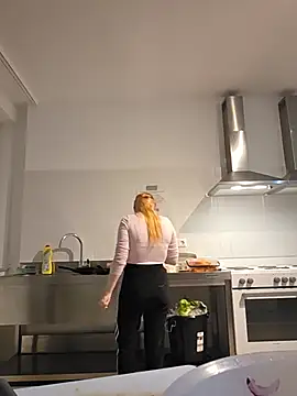 LiyaKasper stripchat live cam model