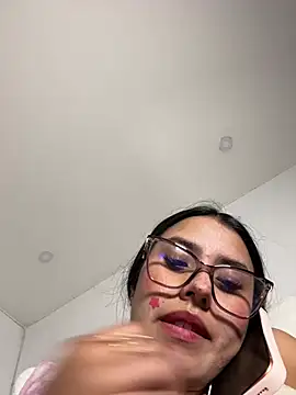 Victoria_alson stripchat live cam model