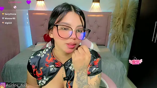 Ashley_dolll stripchat live cam model