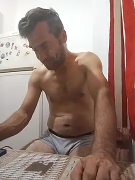 Perfectul1979 stripchat live cam model