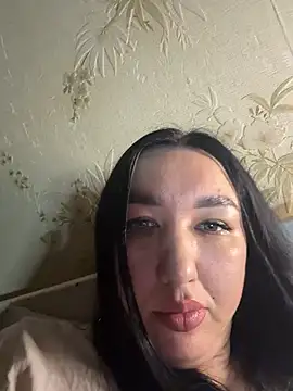 Naughtbaby_2025 stripchat live cam model