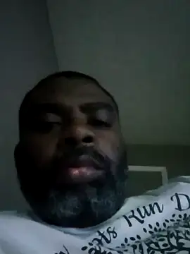 SLOWSTRO stripchat live cam model