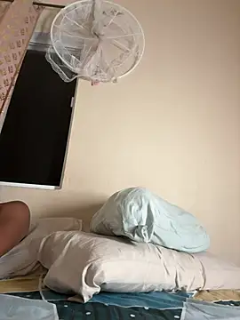 JuicyJamaican stripchat live cam model