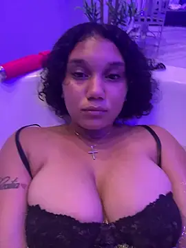 keii_1502 stripchat live cam model