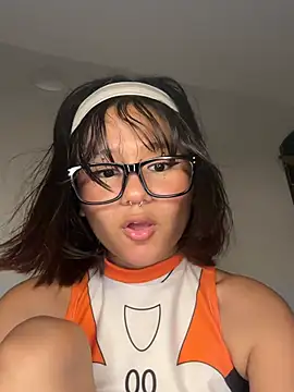 ivi_sunny stripchat live cam model