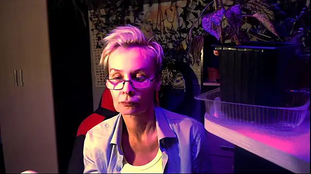 HelgaHimmell stripchat live cam model