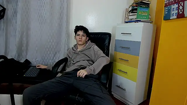 trevor_mob stripchat live cam model