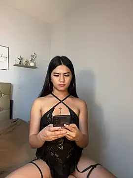 JassmineLove stripchat live cam model