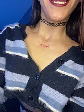 RinNox stripchat live cam model