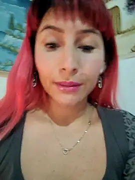 Florxxx9 stripchat live cam model