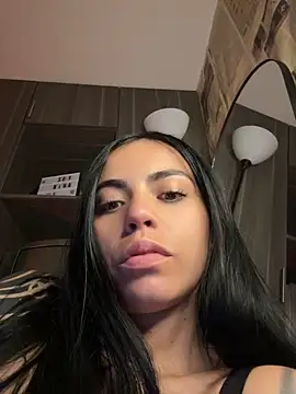 i_am_nina_ stripchat live cam model