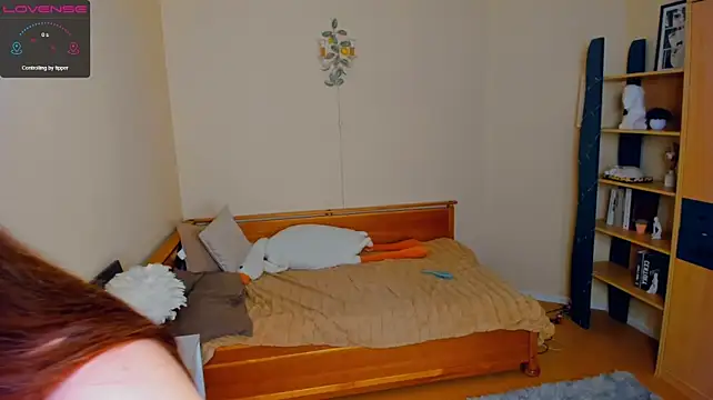 LeilaErcolani stripchat live cam model