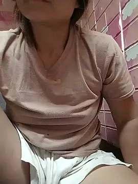 maymay121 stripchat live cam model