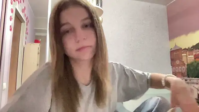 HwaTrippel stripchat live cam model