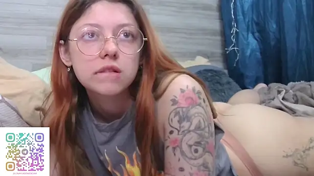 LinaBonBon stripchat live cam model