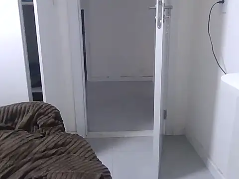 Lekezim stripchat live cam model