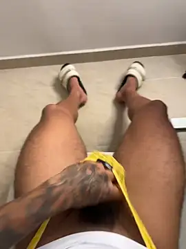 sendfer stripchat live cam model