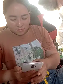 yun_2006 stripchat live cam model