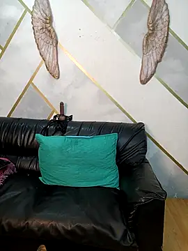 Laura__Castillo_ stripchat live cam model