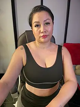 ValeryGrey stripchat live cam model