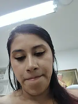 Karlagonzales_ stripchat live cam model