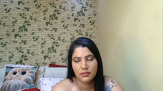 XIndianintimacy stripchat live cam model