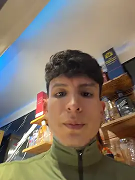 _Tomy08calderon stripchat live cam model