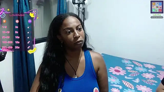kattybombxx stripchat live cam model