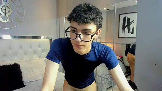 cml0_ stripchat live cam model