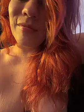 AleDeloo stripchat live cam model