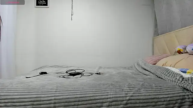 Aprodithe-and-aress stripchat live cam model