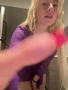 blondebunny999_999 stripchat live cam model